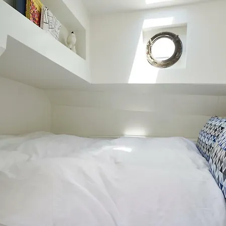 Luxurious 110m² 3br Houseboat In Centre! *