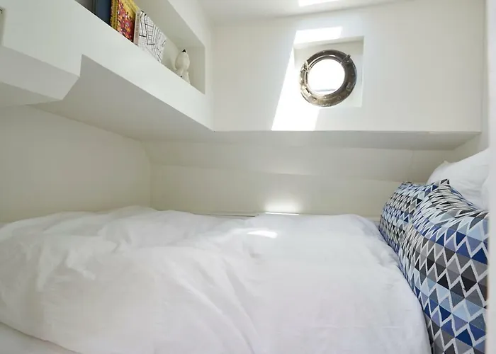 Luxurious 110m² 3br Houseboat In Centre! *