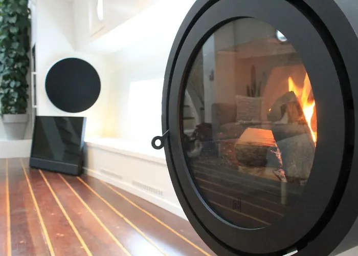 Botel Luxurious 110m² 3br Houseboat In Centre!