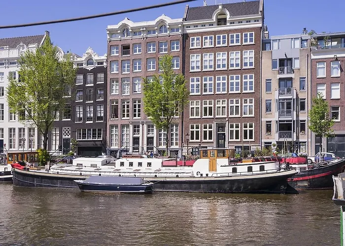 Luxurious 110m² 3br Houseboat In Centre! Hotel en barco