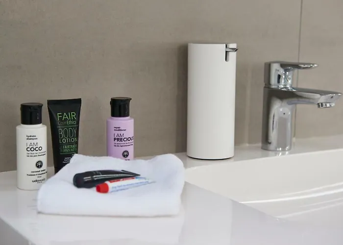 Luxurious 110m² 3br Houseboat In Centre!